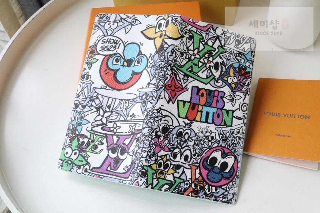 Louis Vuitton Louis Vuitton M82011 지갑 15번 이미지