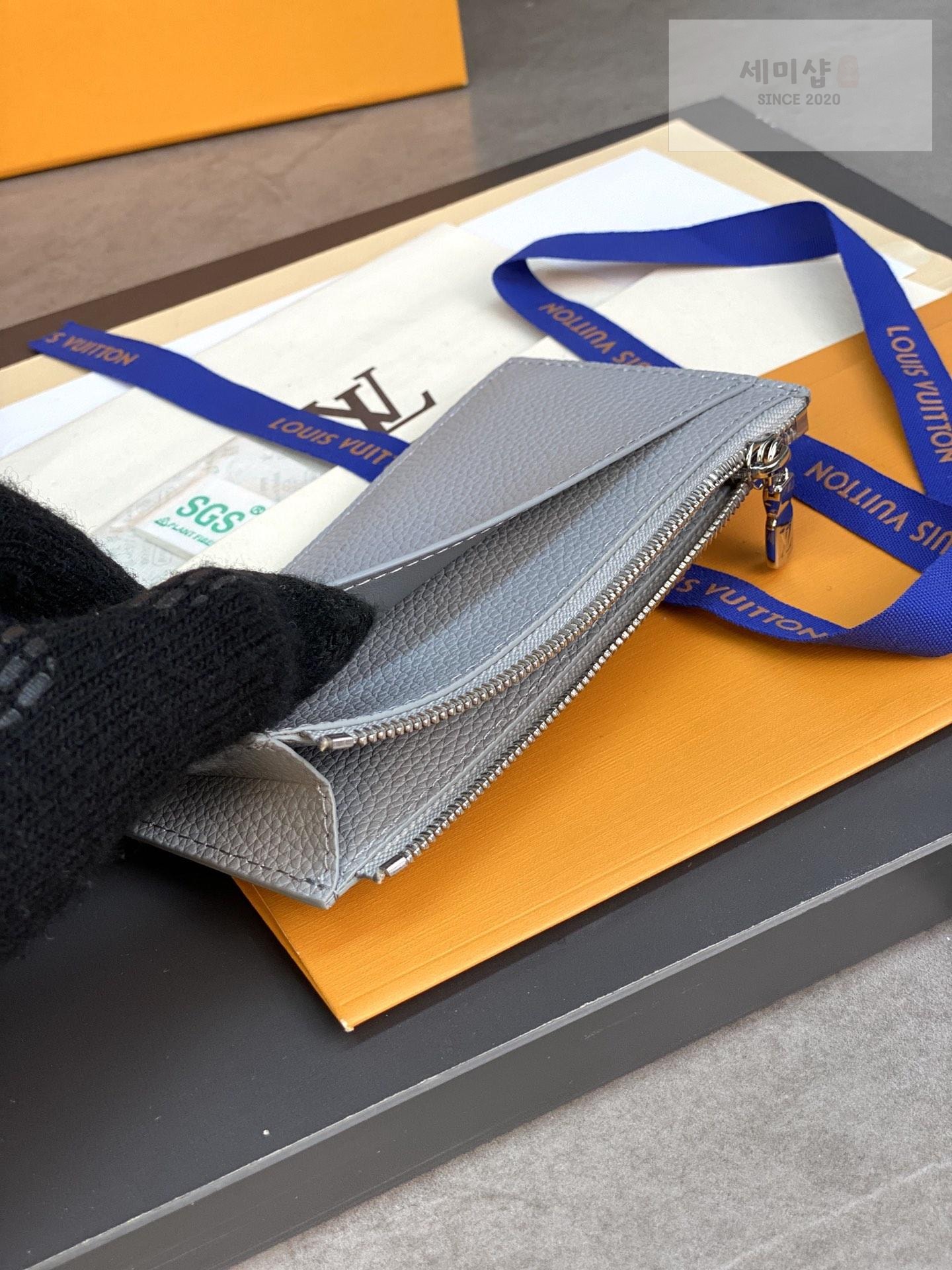 Louis Vuitton Louis Vuitton M82068 지갑 11번 이미지