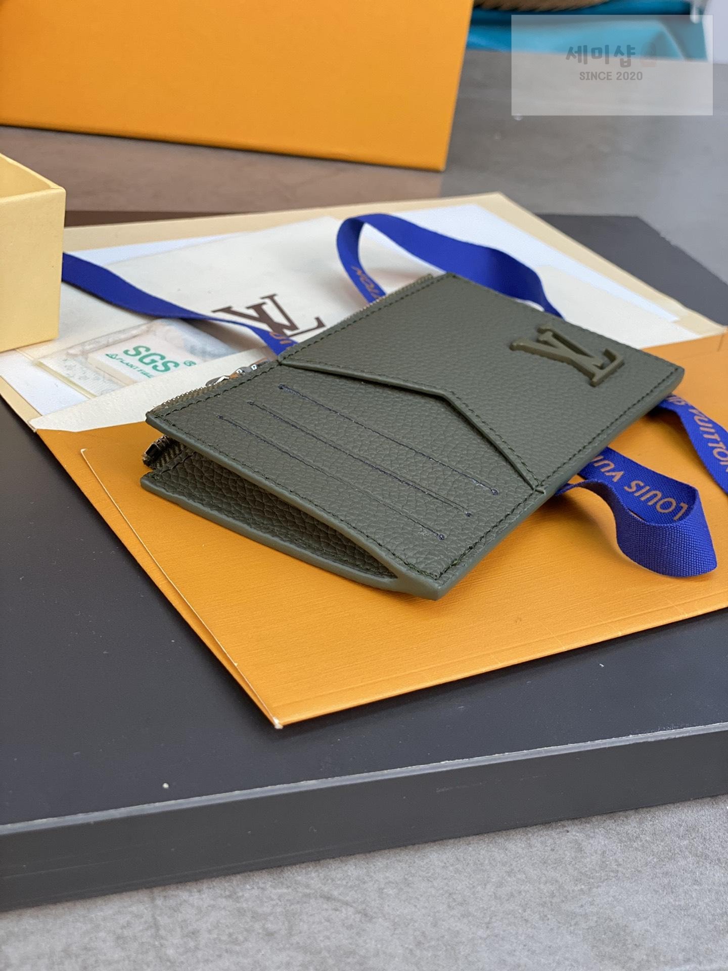 Louis Vuitton Louis Vuitton M82068 지갑 24번 이미지