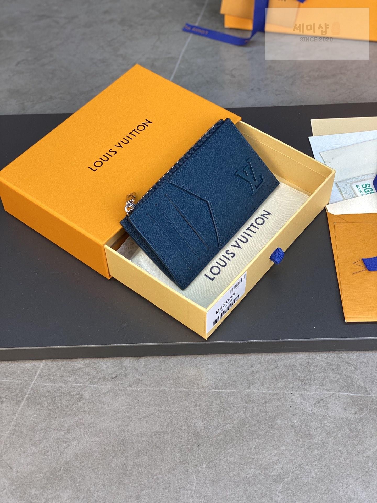 Louis Vuitton Louis Vuitton M82068 지갑 3번 이미지