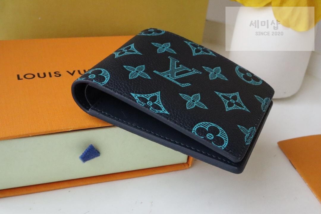 Louis Vuitton Louis Vuitton M82322 지갑 14번 이미지