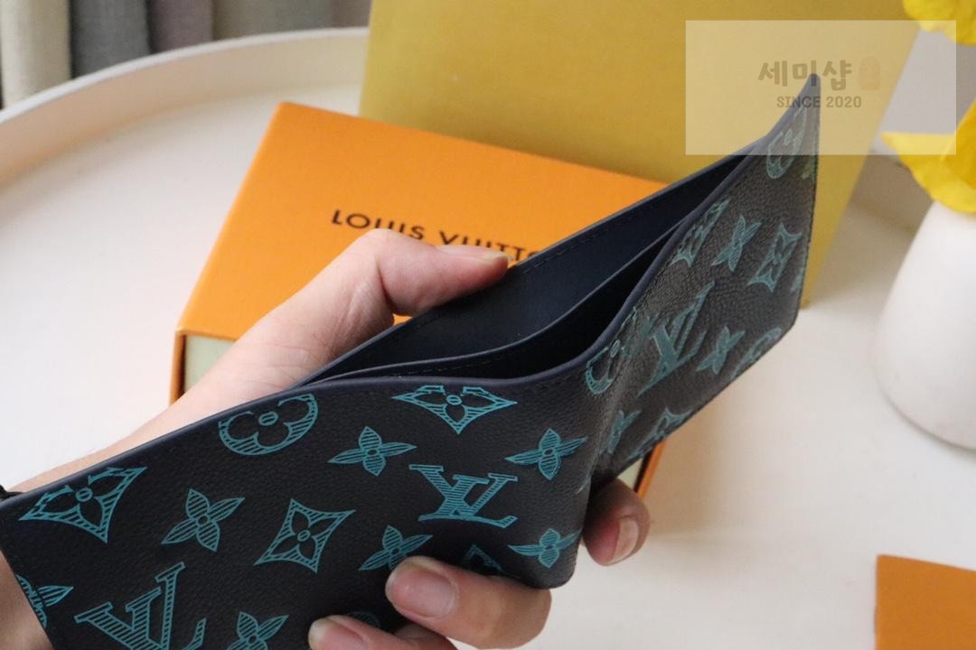 Louis Vuitton Louis Vuitton M82322 지갑 17번 이미지