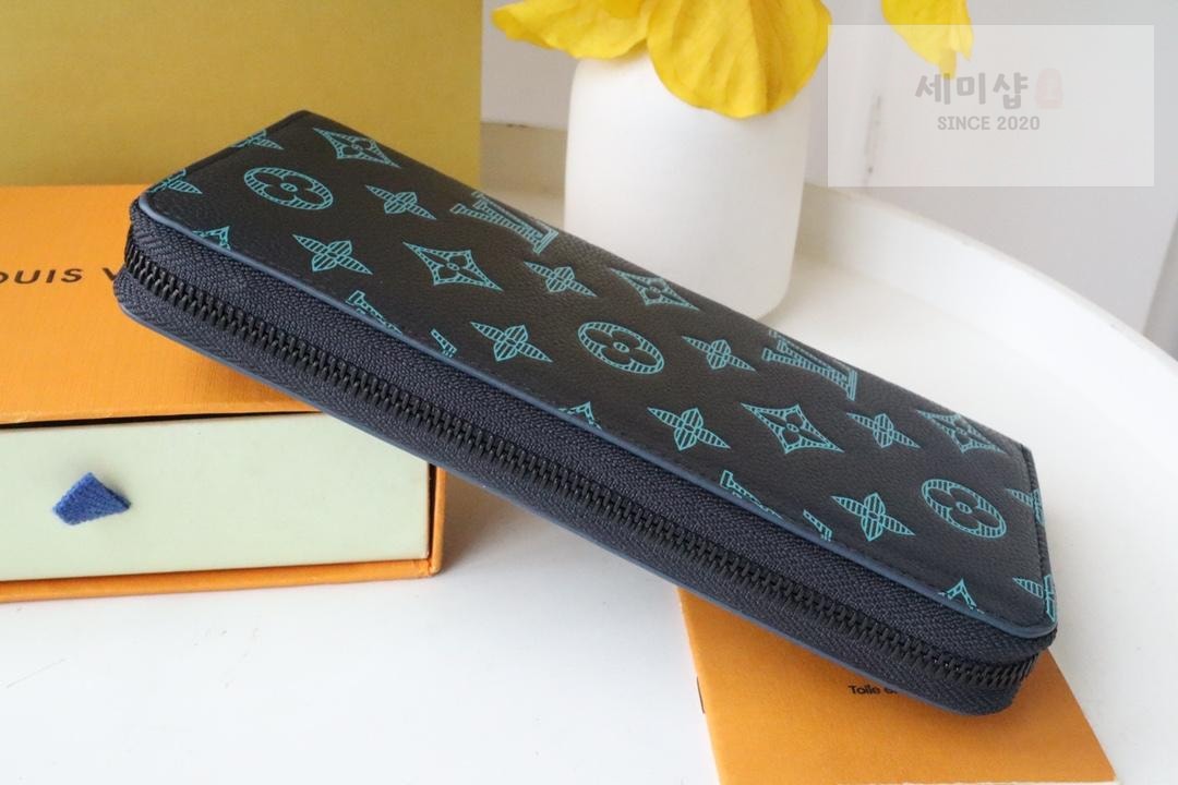 Louis Vuitton Louis Vuitton M82322 지갑 26번 이미지