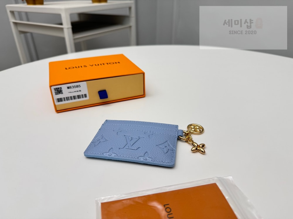 Louis Vuitton Louis Vuitton M83585 지갑 5번 이미지
