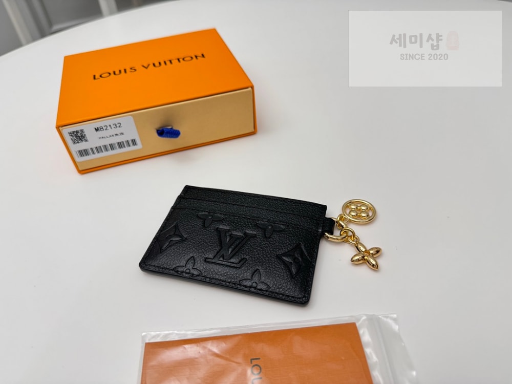 Louis Vuitton Louis Vuitton M83585 지갑 13번 이미지