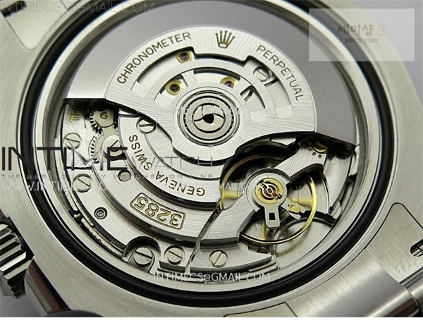 Rolex APS공장 롤렉스 GMT마스터2 BLNR 블루앤블랙베젤 오이스터브레이슬릿 GMT-Master II 126710 BLNR BlackBlue Ceramic 904L SS APSF 1：1 Best Edition Blue Dial On Oyster Bracelet VR3285 CHS 시계 17번 이미지
