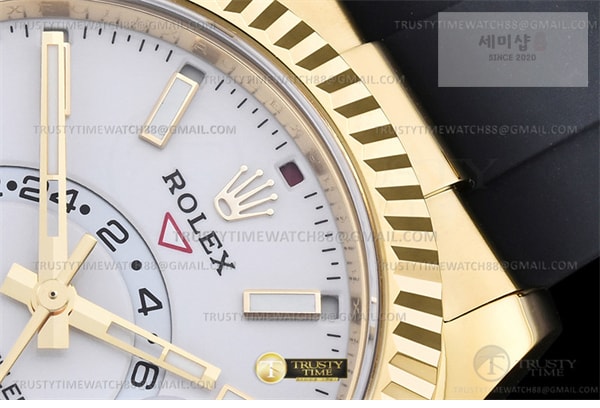 Rolex ZF공장 롤렉스 스카이드웰러 옐로우골드금통 화이트다이얼 러버스트랩 텅스텐 Skydweller 336238 YG_RU White ZF V2 Asia 2824 시계 1번 이미지