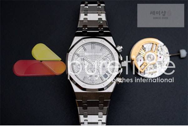Audemars Piguet APS공장 오데마피게 로얄오크 크로노그래프 스틸 화이트다이얼 브레이슬릿 Royal Oak Chrono 26240 SS APSF 1_1 Best Edition Silver Dial on SS Bracelet SA4401 Super Clone 시계 2번 이미지