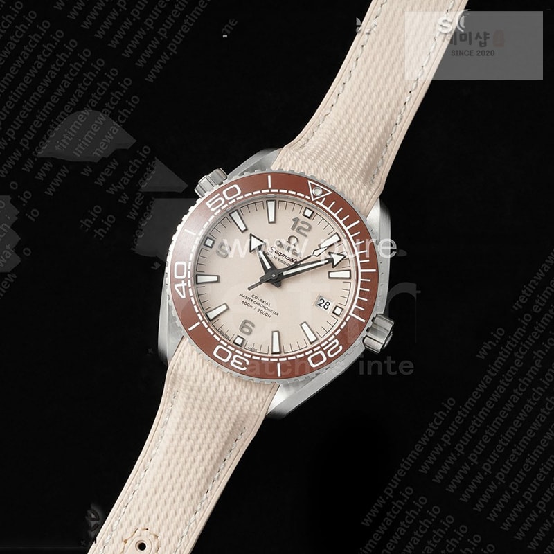 Omega VS공장 오메가 씨마스터 플래닛오션 600M 샌드다이얼 브라운베젤 샌드러버스트랩 Planet Ocean 43.5mm SS VSF 1_1 Best Edition Brown Bezel Sand Dial on Sand Rubber Strap A8900 Super Clone 시계 1번 이미지