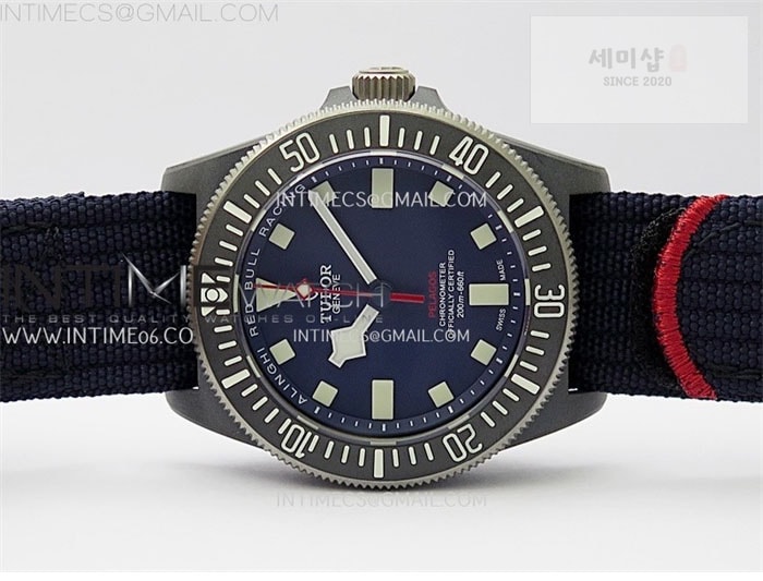Tudor M+공장 튜더 펠라고스 블루다이얼 블랙베젤 나일론스트랩 Pelagos M25707KN_24-0001 Carbon M+F 1_1 V4 Best Edition Blue dial Black Bezel on Nylon Strap Miyota 8N-24 시계 3번 이미지