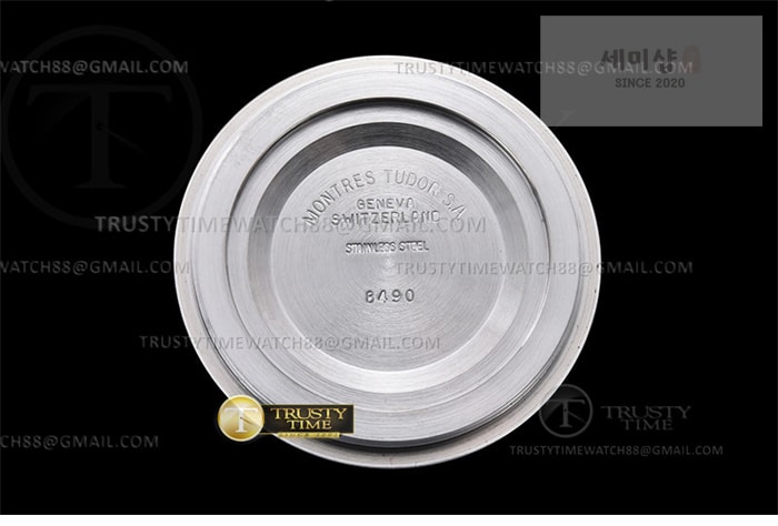 Tudor V7공장 튜더 로얄 28600 스틸 블랙다이얼 로만인덱스 브레이슬릿 Tudor Royal 28600 41mm SS_SS Blk_Rmn V7F A2836 시계 16번 이미지