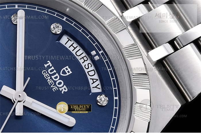 Tudor V7공장 튜더 로얄 28600 스틸 블루다이얼 8p인덱스 브레이슬릿 Tudor Royal 28600 41mm SS_SS Blue_Dia V7F A2836 시계 4번 이미지