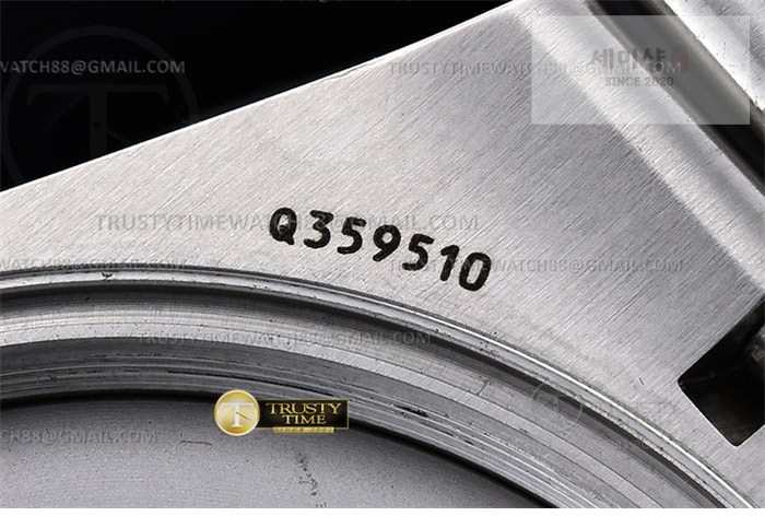 Tudor V7공장 튜더 로얄 28600 스틸 블루다이얼 8p인덱스 브레이슬릿 Tudor Royal 28600 41mm SS_SS Blue_Dia V7F A2836 시계 26번 이미지