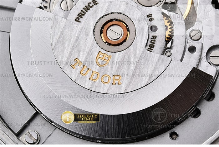 Tudor V7공장 튜더 로얄 28600 스틸 블루다이얼 8p인덱스 브레이슬릿 Tudor Royal 28600 41mm SS_SS Blue_Dia V7F A2836 시계 17번 이미지