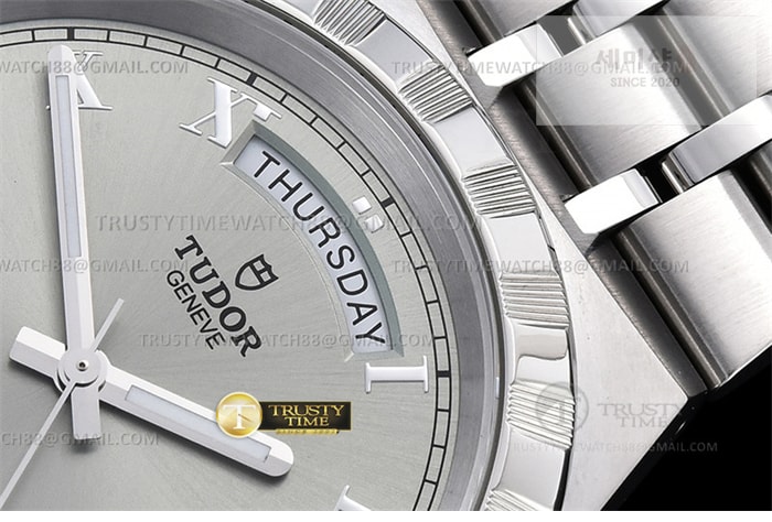 Tudor V7공장 튜더 로얄 28600 스틸 실버다이얼 로만인덱스 브레이슬릿 Tudor Royal 28600 41mm SS_SS Silv_Rmn V7F A2836 시계 5번 이미지