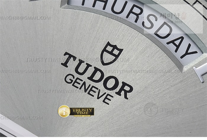 Tudor V7공장 튜더 로얄 28600 스틸 실버다이얼 로만인덱스 브레이슬릿 Tudor Royal 28600 41mm SS_SS Silv_Rmn V7F A2836 시계 7번 이미지