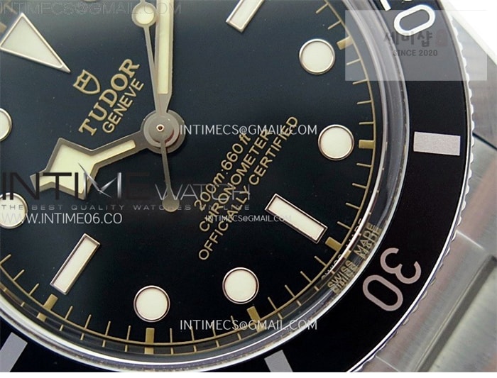 Tudor ZF공장 튜더 블랙베이54 스틸 블랙베젤 블랙다이얼 브레이슬릿 37mm Heritage Black Bay M79000N 37mm SS ZF 1_1 Best Edition Black Dial Black Bezel on SS Bracelet A2824 시계 4번 이미지