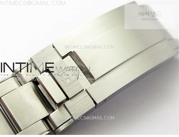 Tudor ZF공장 튜더 블랙베이54 스틸 블랙베젤 블랙다이얼 브레이슬릿 37mm Heritage Black Bay M79000N 37mm SS ZF 1_1 Best Edition Black Dial Black Bezel on SS Bracelet A2824 시계 17번 이미지