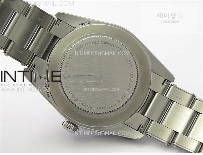 Tudor ZF공장 튜더 블랙베이54 스틸 블랙베젤 블랙다이얼 브레이슬릿 37mm Heritage Black Bay M79000N 37mm SS ZF 1_1 Best Edition Black Dial Black Bezel on SS Bracelet A2824 시계 24번 이미지