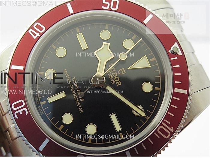 Tudor ZF공장 튜더 헤리티지 블랙베이 41 레드베젤 블랙다이얼 브레이슬릿 Heritage Black Bay M7941A1A0RU-0003 41mm SS ZF 1_1 Best Edition Black Dial Red Bezel on SS Bracelet A2824 시계 2번 이미지