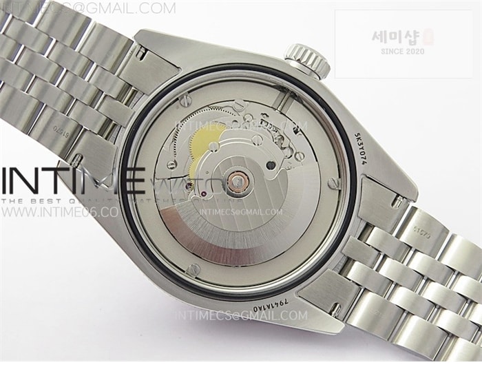 Tudor ZF공장 튜더 헤리티지 블랙베이 41 레드베젤 블랙다이얼 브레이슬릿 Heritage Black Bay M7941A1A0RU-0003 41mm SS ZF 1_1 Best Edition Black Dial Red Bezel on SS Bracelet A2824 시계 14번 이미지