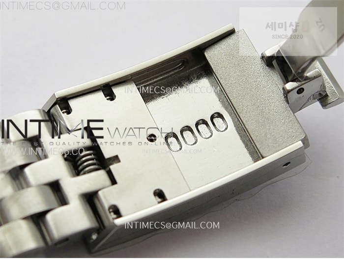 Tudor ZF공장 튜더 헤리티지 블랙베이 41 레드베젤 블랙다이얼 브레이슬릿 Heritage Black Bay M7941A1A0RU-0003 41mm SS ZF 1_1 Best Edition Black Dial Red Bezel on SS Bracelet A2824 시계 15번 이미지