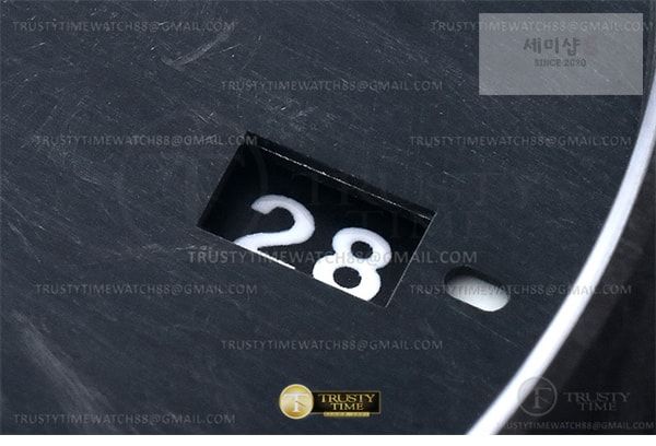 Panerai VS공장 파네라이 PAM1096 루나로사 GMT 가죽스트랩 Lum. Luna Rossa GMT TI_LE Blk VSF P9010 시계 7번 이미지