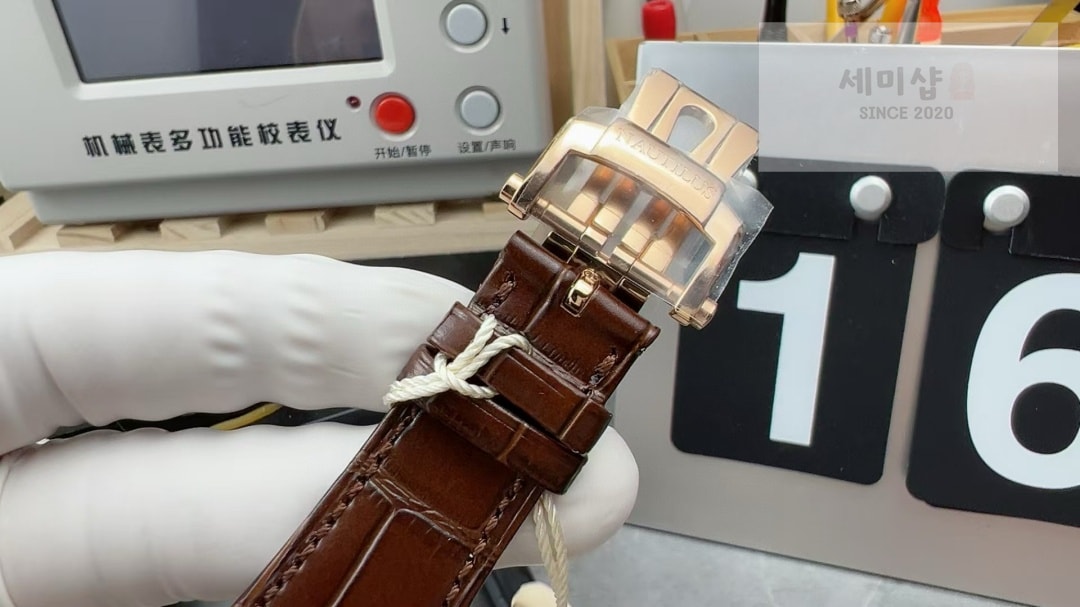 파텍필립 파텍필립 Nautilus Moon Phase Rose Gold 5712R-001 시계 4번 이미지