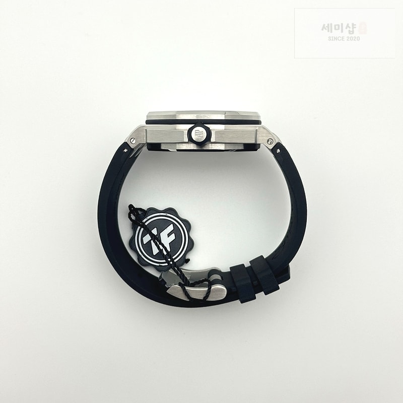 오데마피게 ZF공장 오데마피게 로얄오크오프쇼어 다이버 15710 러버스트랩 Royal Oak Offshore 15710 ZF 1:1 Best Edition Black Dial on Rubber Strap 3120 Super Clone V2 시계 6번 이미지