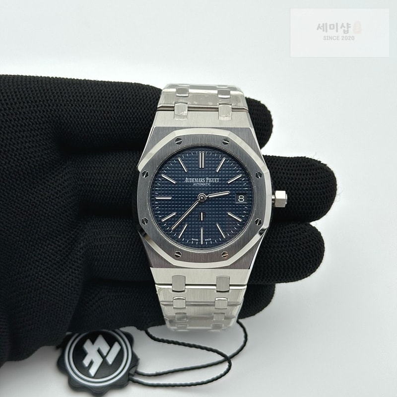 오데마피게 ZF공장 오데마피게 로얄오크 스틸 16202 블루다이얼 브레이슬릿 50주년기념판 Royal Oak 39mm 16202 "50th Anniversary" SS ZF 1:1 Best Edition Blue Textured Dial on SS Bracelet A7121 시계 1번 이미지