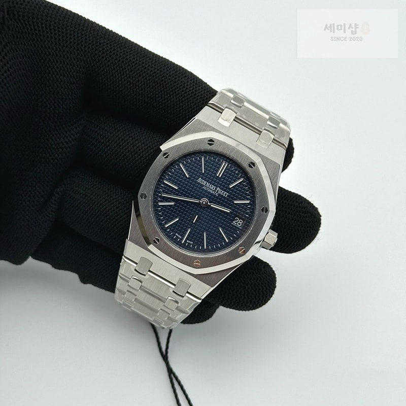 오데마피게 ZF공장 오데마피게 로얄오크 스틸 16202 블루다이얼 브레이슬릿 50주년기념판 Royal Oak 39mm 16202 "50th Anniversary" SS ZF 1:1 Best Edition Blue Textured Dial on SS Bracelet A7121 시계 5번 이미지