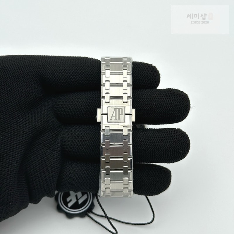 오데마피게 ZF공장 오데마피게 로얄오크 스틸 16202 블루다이얼 브레이슬릿 50주년기념판 Royal Oak 39mm 16202 "50th Anniversary" SS ZF 1:1 Best Edition Blue Textured Dial on SS Bracelet A7121 시계 6번 이미지
