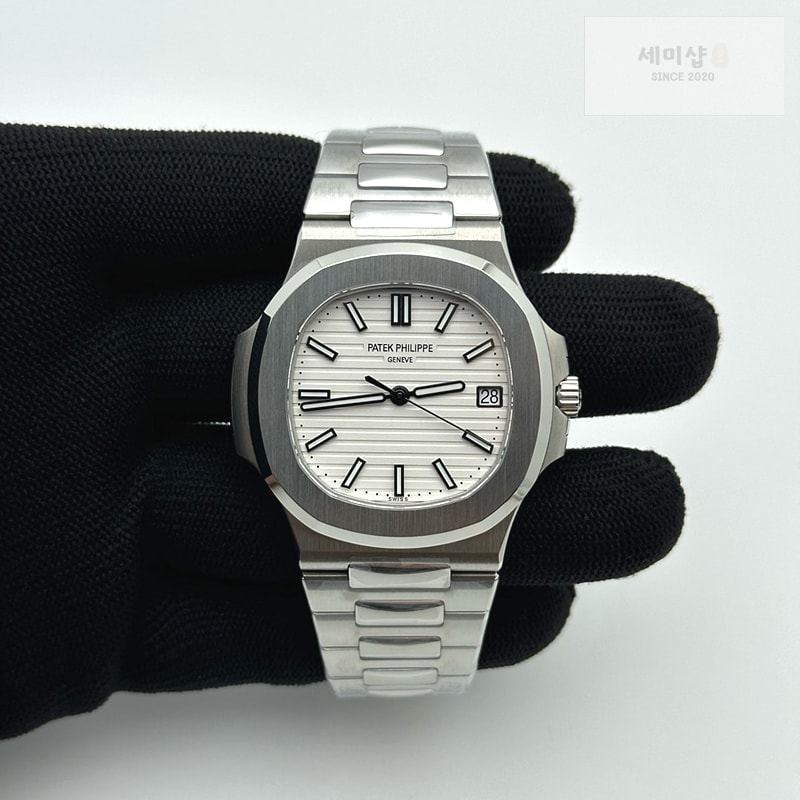 Patek Philippe 3K공장 파텍필립 노틸러스 화이트다이얼 Nautilus 5711/1A 3KF 1:1 Best Edition White Textured Dial on SS Bracelet A324 Super Clone V2 시계 3번 이미지