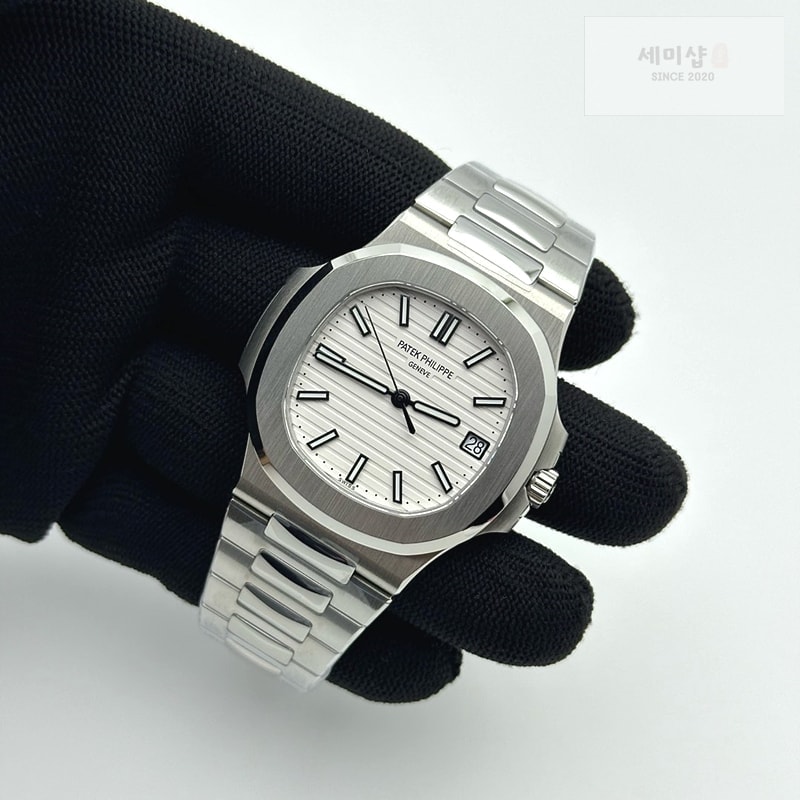 Patek Philippe 3K공장 파텍필립 노틸러스 화이트다이얼 Nautilus 5711/1A 3KF 1:1 Best Edition White Textured Dial on SS Bracelet A324 Super Clone V2 시계 5번 이미지