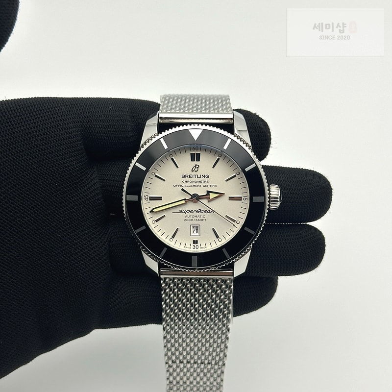 Breitling 브라이틀링 슈퍼오션 헤리티지 II 46mm 스틸 화이트다이얼 블랙러버스트랩 SuperOcean Heritage ii 46mm SS White Dial Black Ceramic Bezel on Black Rubber Strap A2824 시계 3번 이미지