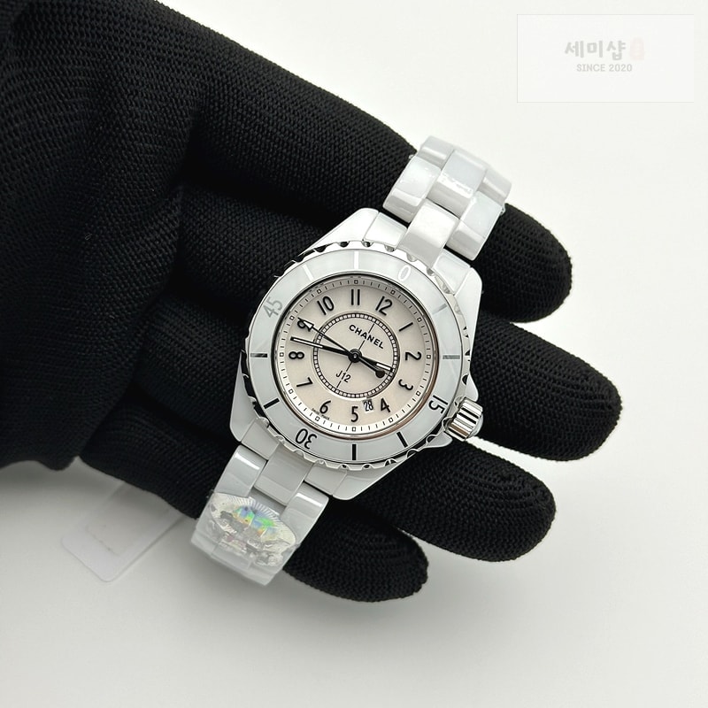 C H A N E L HT공장 샤넬 J12 화이트세라믹 33mm 여성용 세라믹브레이슬릿 솔리드백 J12 Ladies 33mm CER/CER Wht/Num EAST Swiss Qtz KOR EAST공장 시계 5번 이미지