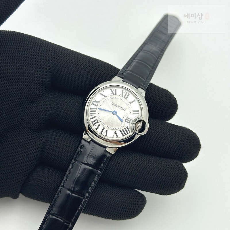 Cartier AF공장 까르띠에 발롱블루 33MM 스틸 블랙크로커다일스트랩 Ballon Bleu 33mm SS White Textured Dial on Black Crocodile Strap Jap Quartz 시계 3번 이미지