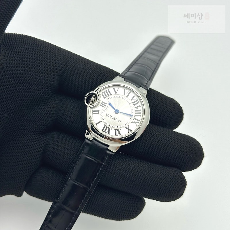 Cartier AF공장 까르띠에 발롱블루 33MM 스틸 블랙크로커다일스트랩 Ballon Bleu 33mm SS White Textured Dial on Black Crocodile Strap Jap Quartz 시계 5번 이미지