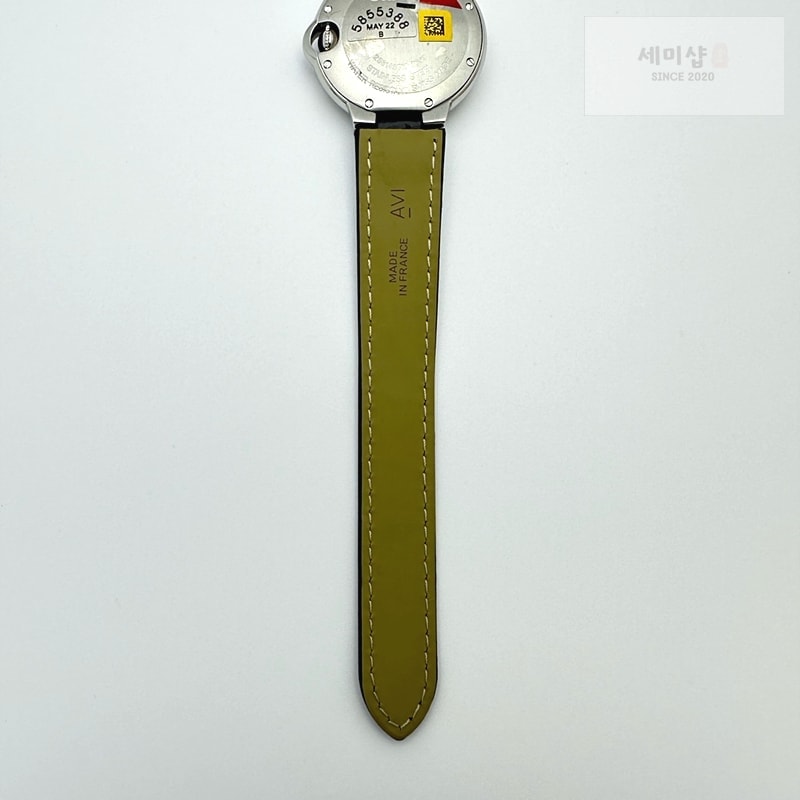 Cartier AF공장 까르띠에 발롱블루 33MM 스틸 블랙크로커다일스트랩 Ballon Bleu 33mm SS White Textured Dial on Black Crocodile Strap Jap Quartz 시계 8번 이미지