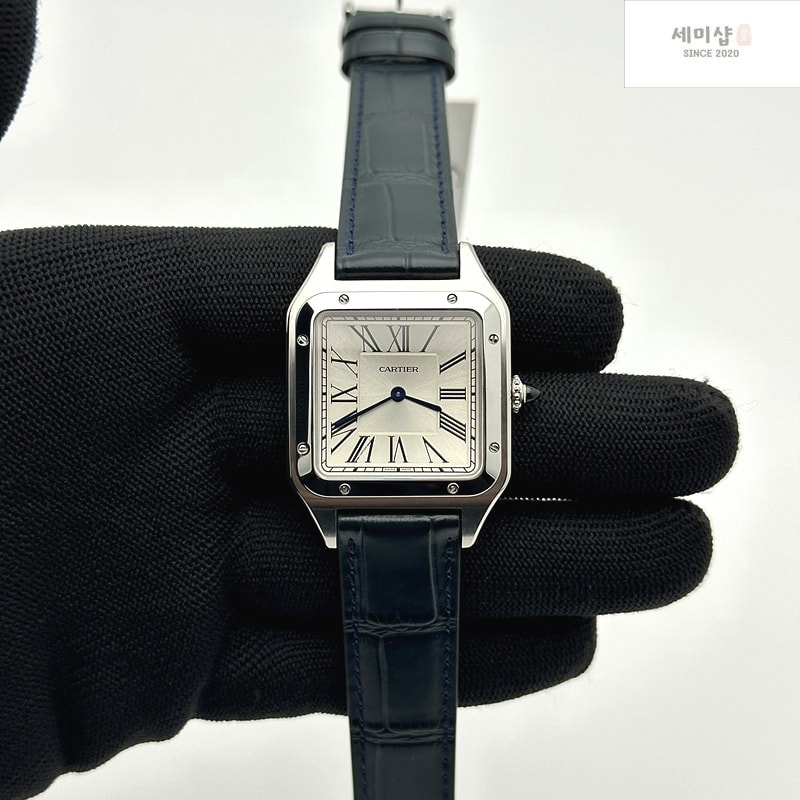 Cartier F1공장 까르띠에 산토스 뒤몽 43.5mm 실버다이얼 블루가죽스트랩 Santos Dumont 43.5mm SS F1F Best Edition Silver Dial on Blue Leather Strap Quartz 시계 1번 이미지
