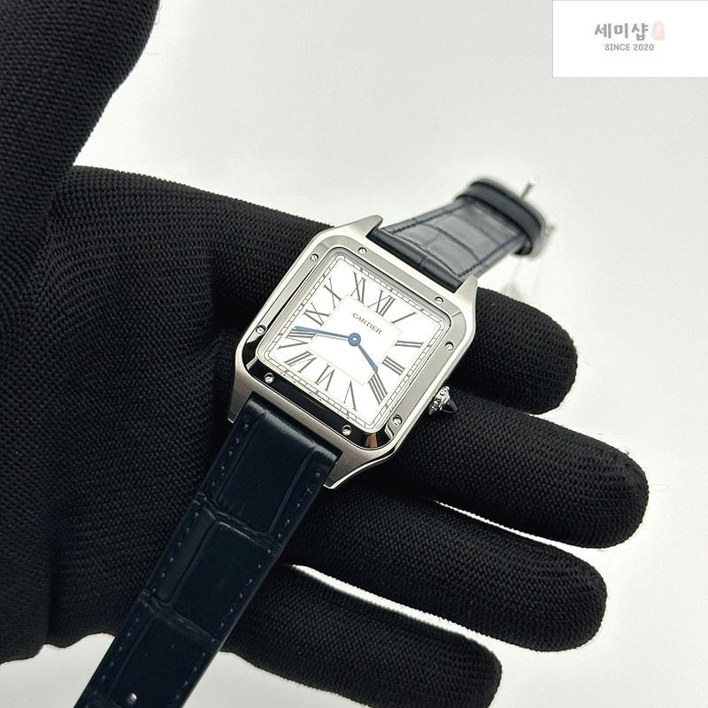 Cartier F1공장 까르띠에 산토스 뒤몽 43.5mm 실버다이얼 블루가죽스트랩 Santos Dumont 43.5mm SS F1F Best Edition Silver Dial on Blue Leather Strap Quartz 시계 3번 이미지