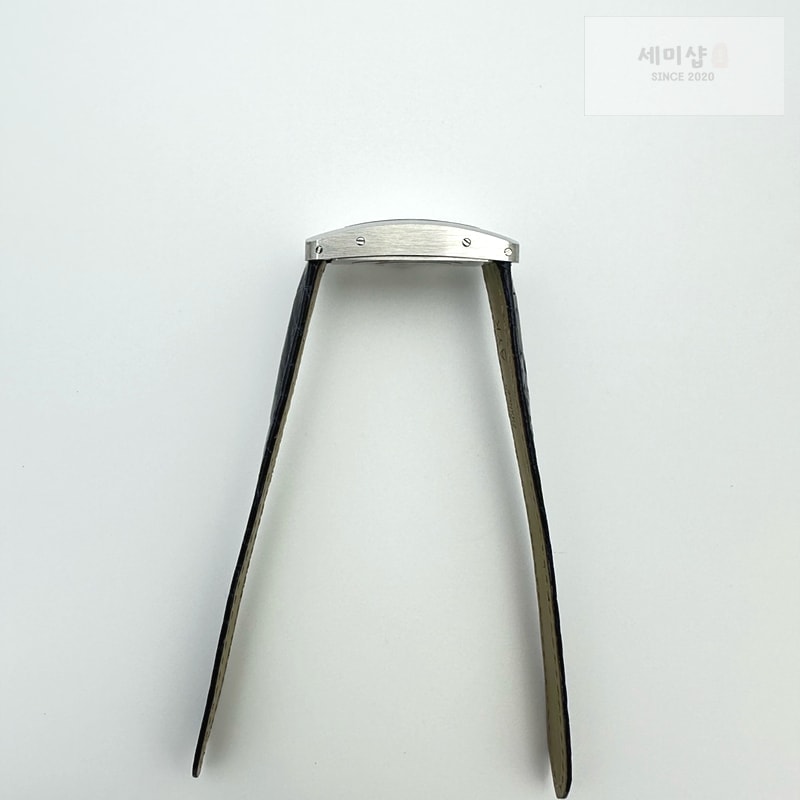 Cartier 8848공장 까르띠에 탱크 아메리칸워치 19 스틸 다이아몬드베젤 실버다이얼 레드악어스트랩 시계 6번 이미지