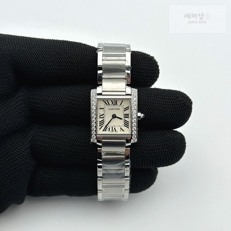 Cartier K11공장 까르띠에 탱크 프랑세즈 레이디즈 20.3 스틸 화이트다이얼 다이아베젤 브레이슬릿 Tank Francaise Ladies 20.3mm SS White Dial Diamonds Bezel on SS Bracelet Ronda Quartz 시계 1번 이미지