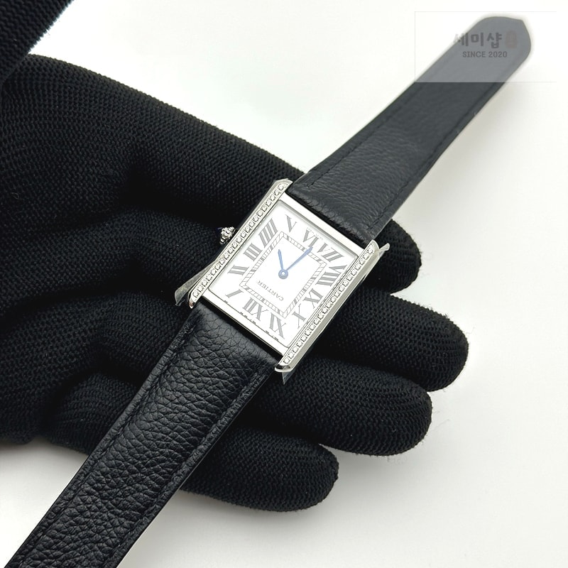 Cartier AF공장 까르띠에 탱크솔로 27 라지 스틸 화이트다이얼 다이아몬드베젤 소가죽스트랩 Tank Solo Ladies 27mm SS White Dial Diamonds Bezel on Black Leather Strap Ronda Quartz 시계 5번 이미지