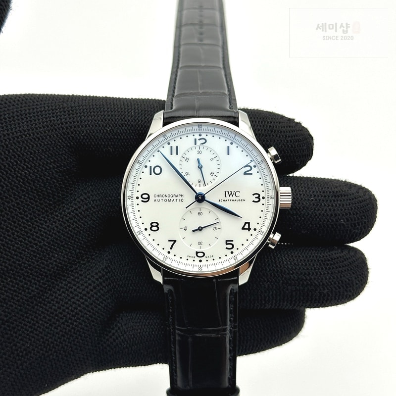 I W C ZF공장 IWC 포르투기저 크로노그래프 150주년 화이트다이얼 Portugieser Chronograph Edition “150 Years” IW371602 White Dial on Black Leather Strap A7750 (Slim Movement) 시계 1번 이미지