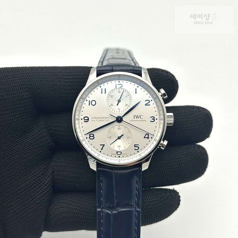 I W C ZF공장 IWC 포르투기저 화이트다이얼 골드핸즈 브라운가죽스트랩 Portuguese IW371604 ZF V3 1:1 Best Edition SS White Dial RG Markers on Brown Leather Strap A96355 시계 1번 이미지