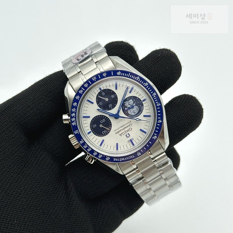 Omega N1공장 오메가 스피드마스터 스누피 스틸 블루앤화이트 페브릭스트랩 Speedmaster Professional "Silver Snoopy Award" 50th Anniversary N1F 1:1 Best Edition A3861 시계 4번 이미지