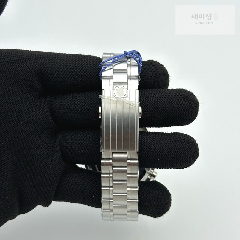 Omega N1공장 오메가 스피드마스터 스누피 스틸 블루앤화이트 페브릭스트랩 Speedmaster Professional "Silver Snoopy Award" 50th Anniversary N1F 1:1 Best Edition A3861 시계 6번 이미지