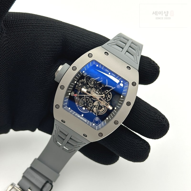 리차드밀 ZF공장 리차드밀 RM055 티타늄 스켈레톤다이얼 그레이러버스트랩 RM055 Titanium Carbide ZF 1:1 Best Edition Skeleton Dial On Gray Shark Rubber Strap RMUL2 Super Clone 시계 5번 이미지