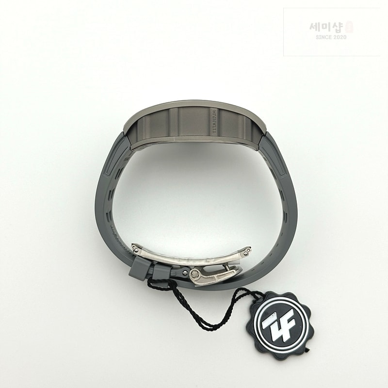 리차드밀 ZF공장 리차드밀 RM055 티타늄 스켈레톤다이얼 그레이러버스트랩 RM055 Titanium Carbide ZF 1:1 Best Edition Skeleton Dial On Gray Shark Rubber Strap RMUL2 Super Clone 시계 7번 이미지